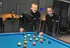 GODT FORBEREDT. John Erstad (t.v.) og Mats Engan trener 20-30 timer i uka for å være med i Eliteserien blant landets 32 beste biljardspillere. Foto: Foto: Stig Bjørnar Karlsen