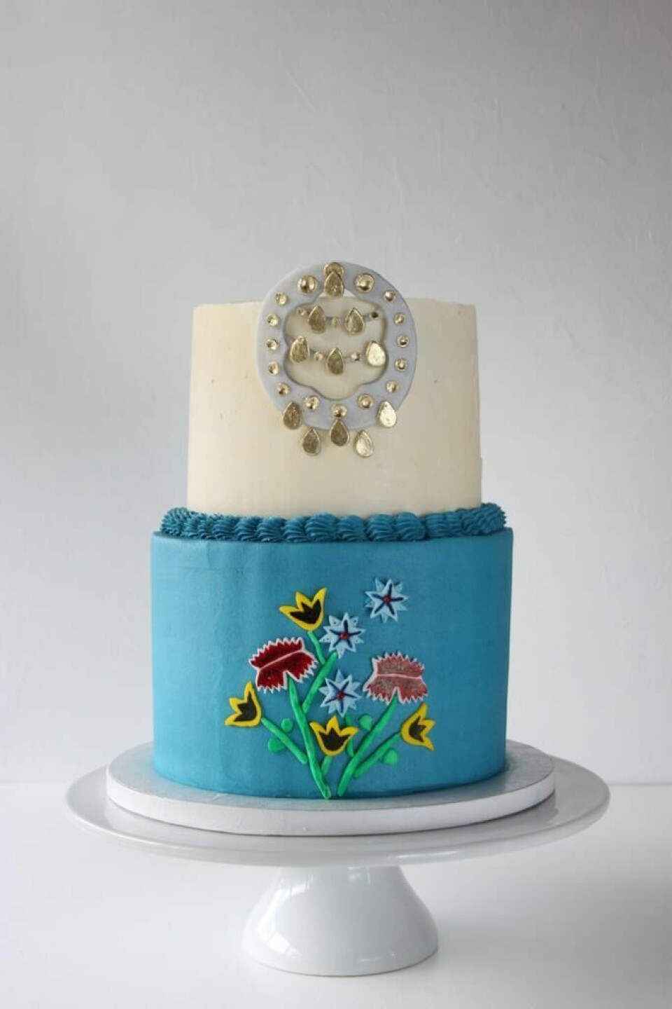 SPISELIG? Javisst - men det kan noen ganger gjøre vondt for Silje å se på at folk tar det første stykket. SPISELIG? Javisst - men det kan noen ganger gjøre vondt for Silje å se på at folk tar det første stykket.