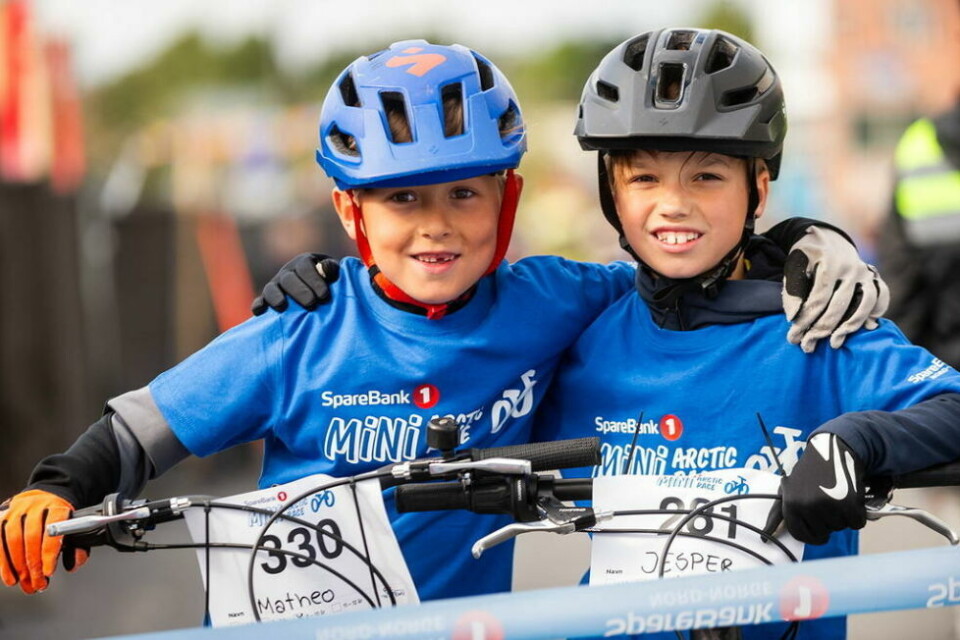 SYKKLEFEST. Sparebank1 inviterer som vanlig de yngste med på sykkelfest i forbindelse med Arctic Race of Norway. I år blir det miniritt på Fauske mandag 5. august og det er gratis å delta for alle under 13 år. SYKKLEFEST. Sparebank1 inviterer som vanlig de yngste med på sykkelfest i forbindelse med Arctic Race of Norway. I år blir det miniritt på Fauske mandag 5. august og det er gratis å delta for alle under 13 år. Foto: SNN/Håkon Steinmo