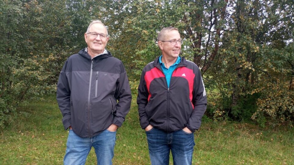 Aktivitetsdagen i SaltdalOle Lundbakk og Odd Holmvaag har det koselig.