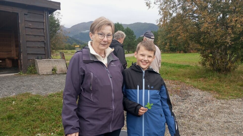 Aktivitetsdagen i SaltdalMatheo E. Nordnes og Laila Nordnes har det gøy sammen. De er rett og slett fornøyd med arrangementet.