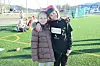 KOSTE SEG. Mathilde Jakobsen (7) (t.v.) og Pernille Øverland Kildal (7) syntes det var gøy å delta på idrettsdagen, og gjør det gjerne igjen. Begge foto: Eva S. Winther