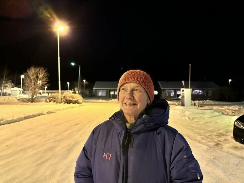 FRILUFT. Valnesfjerdingen Hanne Jakobsen (63) er en stolt nordlending som trives best under åpen himmel, og hun sier ikke nei takk til å tilbringe litt tid med kongen. Men best av alt er barnebarnet. FRILUFT. Valnesfjerdingen Hanne Jakobsen (63) er en stolt nordlending som trives best under åpen himmel, og hun sier ikke nei takk til å tilbringe litt tid med kongen. Men best av alt er barnebarnet. Foto: Erica Restoften