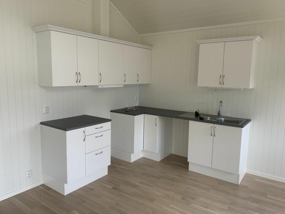 KJØKKEN. Slik ser kjøkkenet ut i de nye boligene på Charlottatippen. KJØKKEN. Slik ser kjøkkenet ut i de nye boligene på Charlottatippen. Foto: Espen Johansen