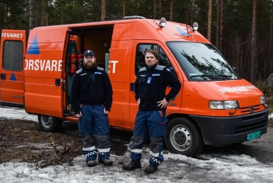 SIVILFORSVARET. Fulgte med gjennom kvelden og natten. Elva steg mye lørdag kveld, men utover natten skal vannmassene ha kommet seg ned Junkerdalen på en kontrollert måte. SIVILFORSVARET. Fulgte med gjennom kvelden og natten. Elva steg mye lørdag kveld, men utover natten skal vannmassene ha kommet seg ned Junkerdalen på en kontrollert måte. Foto: Tarjei Abelsen