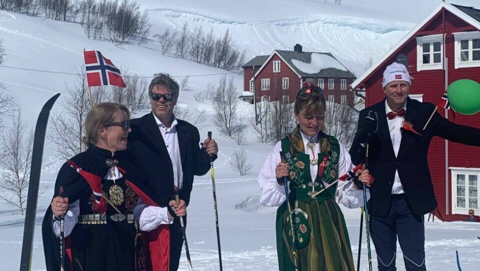 17. mai på Jakobsbakken17. mai på Jakobsbakken i Sulitjelma.