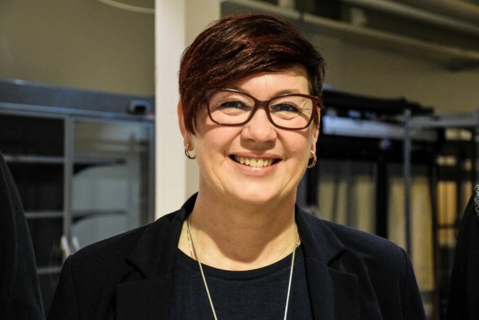 POSITIV. Ann Mari Zahl jobber på for å fylle Amfi-senteret og endre parkeringssystemet i sentrum. - Det er lys i tunnelen, sier hun. POSITIV. Ann Mari Zahl jobber på for å fylle Amfi-senteret og endre parkeringssystemet i sentrum. - Det er lys i tunnelen, sier hun. Foto: Tarjei Abelsen