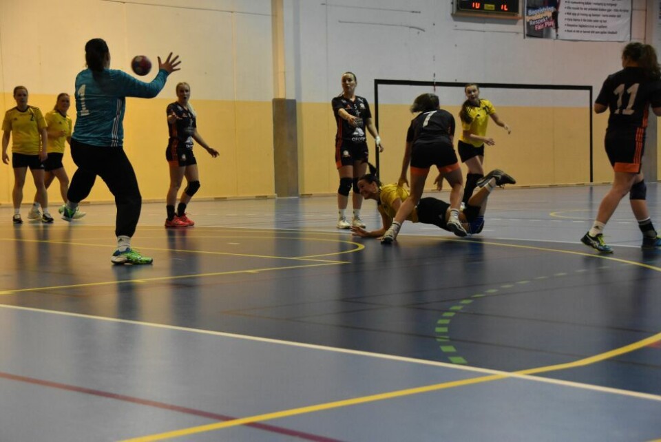 Bildeserie fra kamp 8. februar mellom Rognan/ VIL og NOR HK