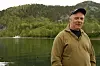 Bror Hemminghytt ved hans hjertebarn 'Beiarelva' for noen år siden. Foto: Sylvia Bredal