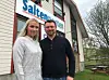 NYE FJES. Linn Braseth-Gulliksen og Kay-Espen Pettersen er to nye fjes i Saltenposten. Braseth-Gulliksen er ansatt som journalist i redaksjonen, mens Pettersen er ny markedskonsulent i avisa. Foto: Helge Simonsen