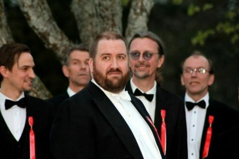 MANGE KOR. Skjerstad mannskor er et av korene som skal underholde på kulturkvelden, og Kristian Krokslett i front skal være kveldens konferansier. MANGE KOR. Skjerstad mannskor er et av korene som skal underholde på kulturkvelden, og Kristian Krokslett i front skal være kveldens konferansier. Foto: Monica Johansen