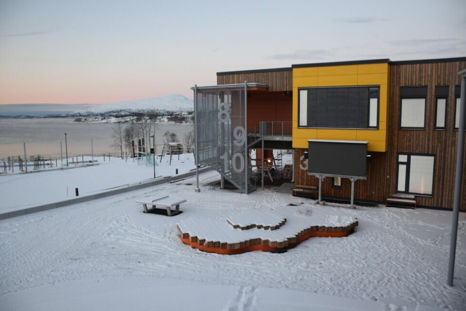 Utsetter offisiell åpning av skole og hall Foto: Tarjei Abelsen