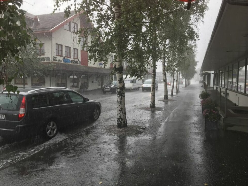 Det er sendt ut farevarsel for Salten. På 12 timer torsdag kan det komme opptil 50 millimeter nedbør. Det er sendt ut farevarsel for Salten. På 12 timer torsdag kan det komme opptil 50 millimeter nedbør. Foto: Maria Trondsen
