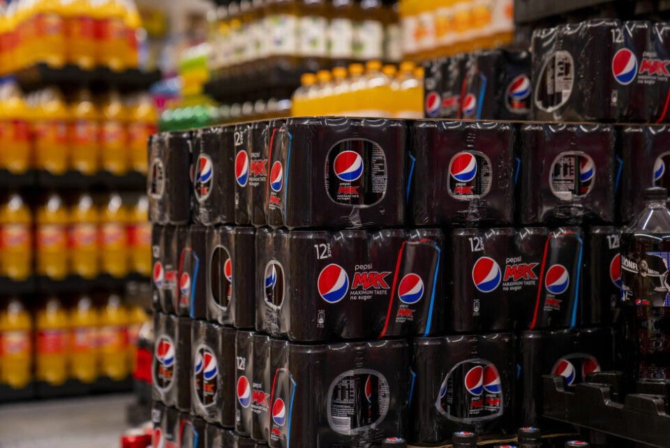 SNART TOMT. Pepsi Max var én av varene flest ville sikre seg store kvanta av før det ble tomt i butikkene som følge av streiken. SNART TOMT. Pepsi Max var én av varene flest ville sikre seg store kvanta av før det ble tomt i butikkene som følge av streiken. Foto: Fredrik Varfjell / NTB