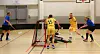 Både damer og menn var i aksjon i innebandy-serien. Foto: Torger Karlsen