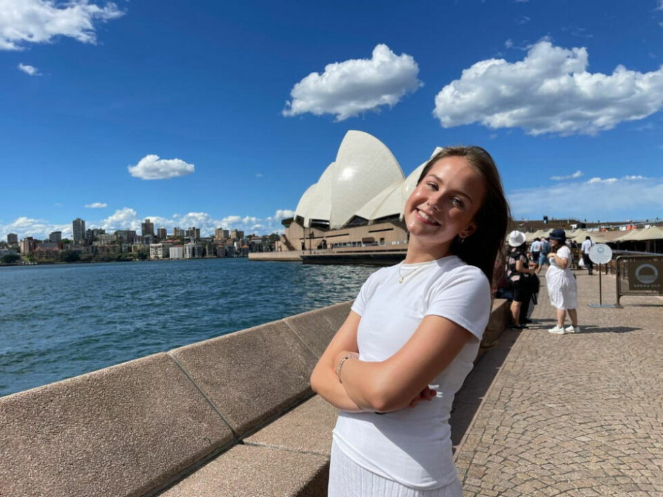 OPERAHUSET. Katarina realiserer en drøm når hun nå studerer i Sydney. Her er hun med det kjente operahuset i bakgrunnen. OPERAHUSET. Katarina realiserer en drøm når hun nå studerer i Sydney. Her er hun med det kjente operahuset i bakgrunnen. Foto: Haakon B. Schrøder