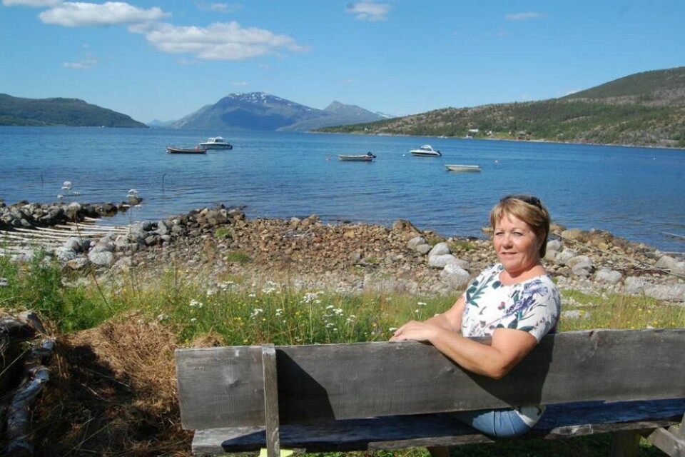 VAKKERT. Her ved sjøen nedenfor Kvarv, ett av flere steder i området som Unn Karin Pedersen stortrives. VAKKERT. Her ved sjøen nedenfor Kvarv, ett av flere steder i området som Unn Karin Pedersen stortrives. Foto: Stig Bjørnar Karlsen