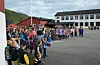SPENNING. Første skoledag er gjerne en spennende dag for veldig mange. Her fra aller første skoledag på Røkland skole for noen år siden. I år er det 150 førsteklassinger i hele Indre Salten. Arkivfoto: Sverre Breivik
