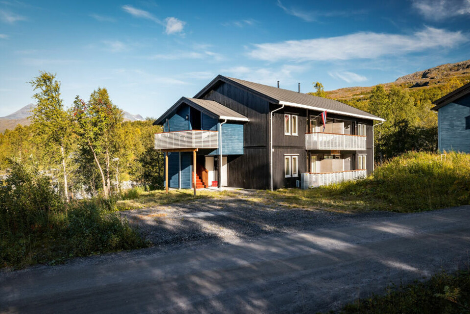 Kong Oscar-Veien 61C, Sulitjelma (Gnr 119, bnr 408, seksjon 3) er solgt for kr 2.450.000 fra Kristin Aanstad og Truls Martin Aanstad til Lena Susanne Thoresen Moretti (25.10.2022). Kong Oscar-Veien 61C, Sulitjelma (Gnr 119, bnr 408, seksjon 3) er solgt for kr 2.450.000 fra Kristin Aanstad og Truls Martin Aanstad til Lena Susanne Thoresen Moretti (25.10.2022). Foto: Utlånt av Aeiendom