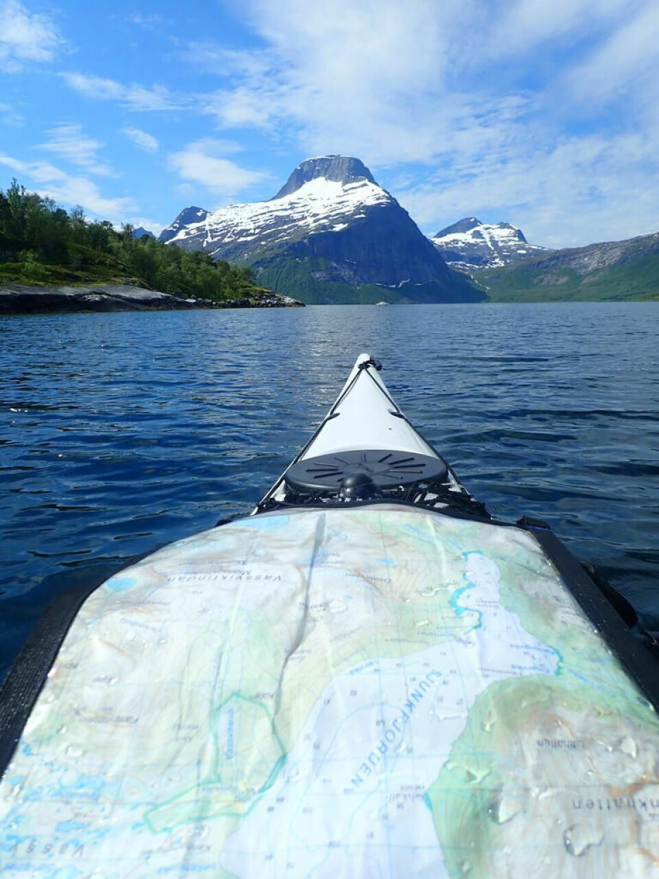 KART. Med retning mot Sjunkfjord og Sjunkhatten. Alle foto: INGER MARIA SJÖBERG KART. Med retning mot Sjunkfjord og Sjunkhatten. Alle foto: INGER MARIA SJÖBERG