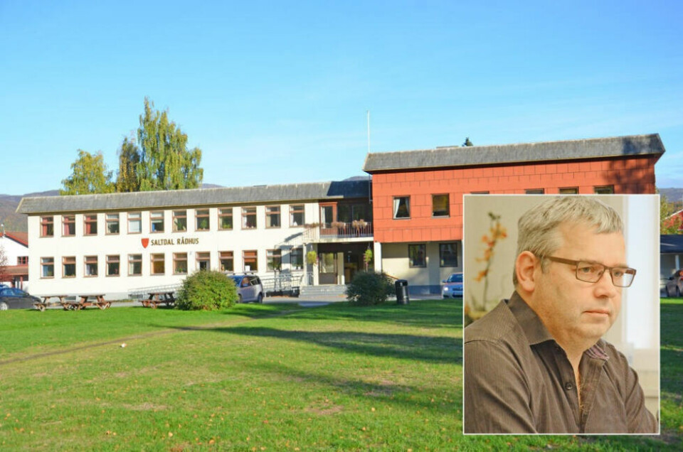 SKJERPER RUTINENE. Saltdal kommune tar grep for å bedre sine rutiner for å sikre at regelverket overholdes ved fremtidige anskaffelser. Tidligere i år ga leder for byggforvaltning i Saltdal kommune, Leif-Inge Almo et oppdrag til Pettersens Byggservice AS uten at arbeidet var lagt ut på offentlig anbud. SKJERPER RUTINENE. Saltdal kommune tar grep for å bedre sine rutiner for å sikre at regelverket overholdes ved fremtidige anskaffelser. Tidligere i år ga leder for byggforvaltning i Saltdal kommune, Leif-Inge Almo et oppdrag til Pettersens Byggservice AS uten at arbeidet var lagt ut på offentlig anbud. Foto: Arkiv