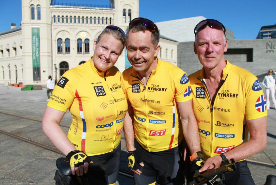 SNART I MÅL: Mona Viktoria Eriksen Storteig, Eskild Storteig og Åge Kristoffersen er de tre saltdalingene som er med på Team Rynkeby Salten. SNART I MÅL: Mona Viktoria Eriksen Storteig, Eskild Storteig og Åge Kristoffersen er de tre saltdalingene som er med på Team Rynkeby Salten. Foto: Svein Halvor Moe