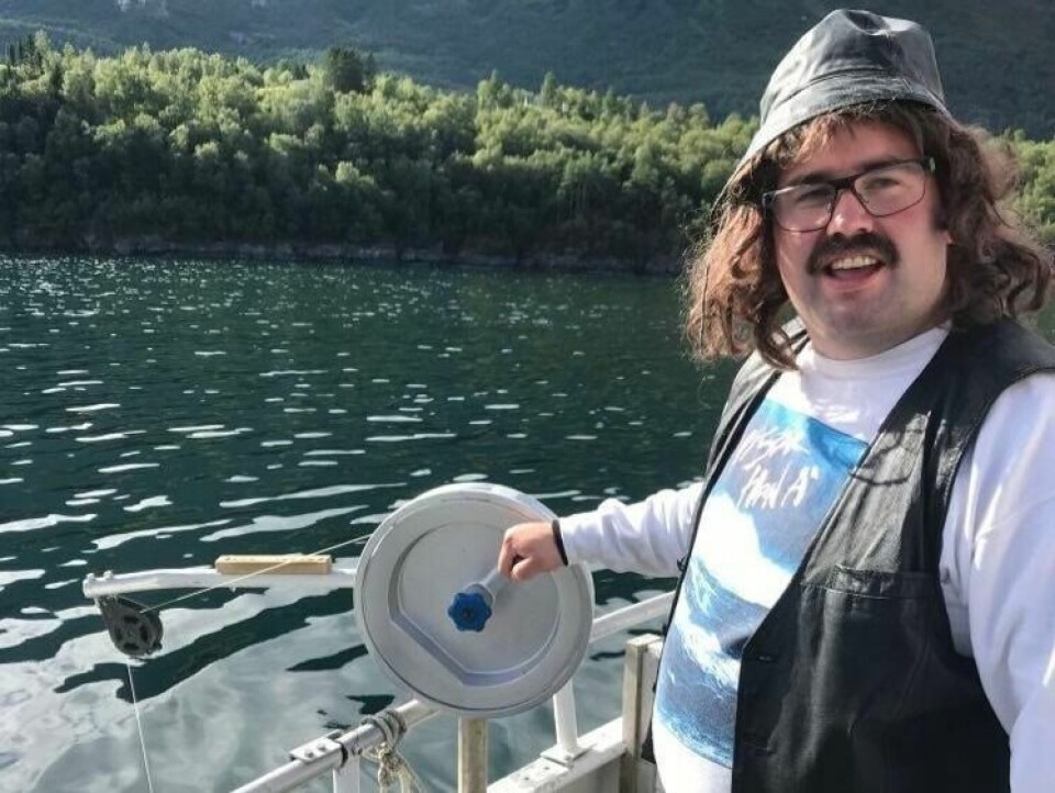 Kolbjørn Mathisen har spilt mange ulike skikkelser i revyinnslagene. Han skal selvsagt være med på helgens forestilling. Kolbjørn Mathisen har spilt mange ulike skikkelser i revyinnslagene. Han skal selvsagt være med på helgens forestilling. Foto: Lakafant