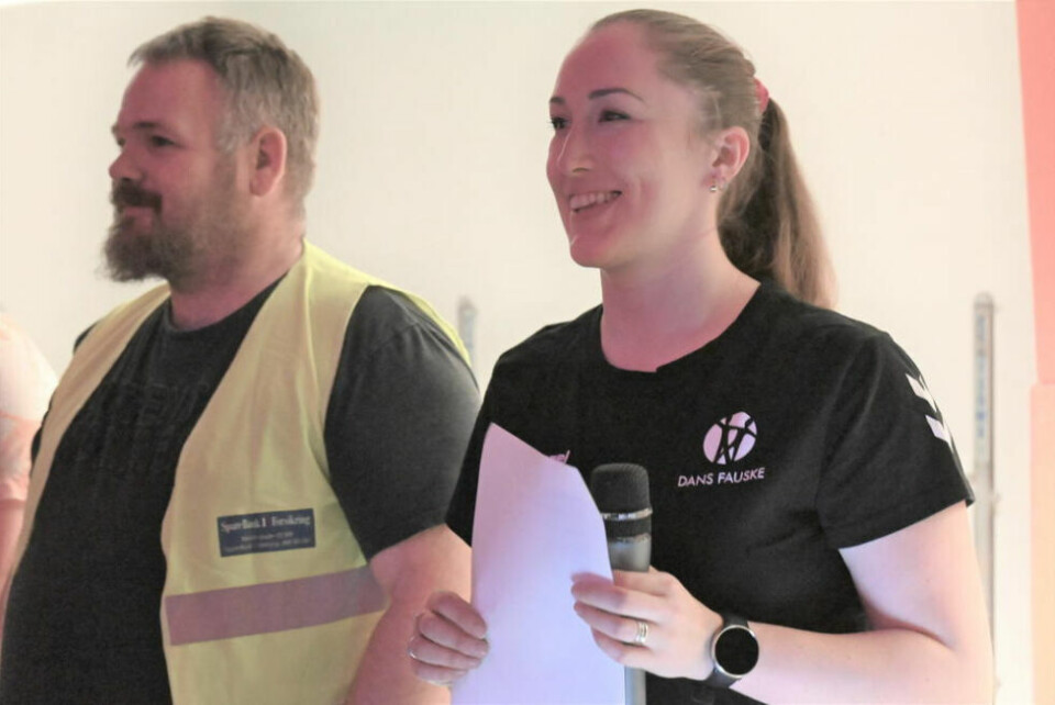 ILDSJEL. Marianne Tverå var som vanlig konferansier under danseshowet. Den oppgaven gjennomførte hun med glans. ILDSJEL. Marianne Tverå var som vanlig konferansier under danseshowet. Den oppgaven gjennomførte hun med glans.