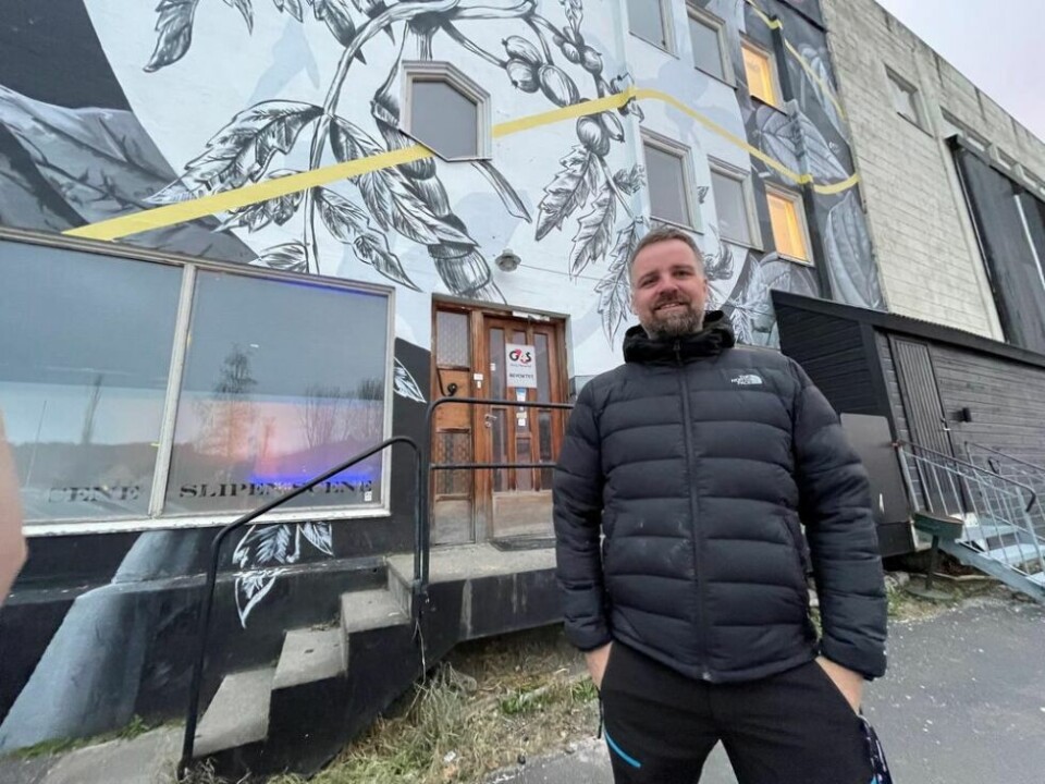 HENTET HALVDAN. Festivalsjef Øivind Holthe i Blåfrostfestivalen er glad og stolt over at Halvdan Sivertsen kommer til Slipen om drøye to uker. HENTET HALVDAN. Festivalsjef Øivind Holthe i Blåfrostfestivalen er glad og stolt over at Halvdan Sivertsen kommer til Slipen om drøye to uker. Foto: Helge Simonsen