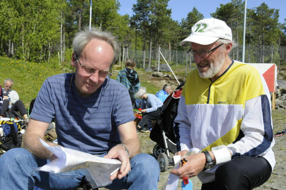 ENTUSIAST. Leif Magne Eggestad (venstre) har stor tro på den reneste folkevandringen i jakten etter å registrere stolper også i år. Her er han på tur med Åge Mohus ved en annen anledning der orientering sto på agendaen. ENTUSIAST. Leif Magne Eggestad (venstre) har stor tro på den reneste folkevandringen i jakten etter å registrere stolper også i år. Her er han på tur med Åge Mohus ved en annen anledning der orientering sto på agendaen. Foto: Maria Edvardsen
