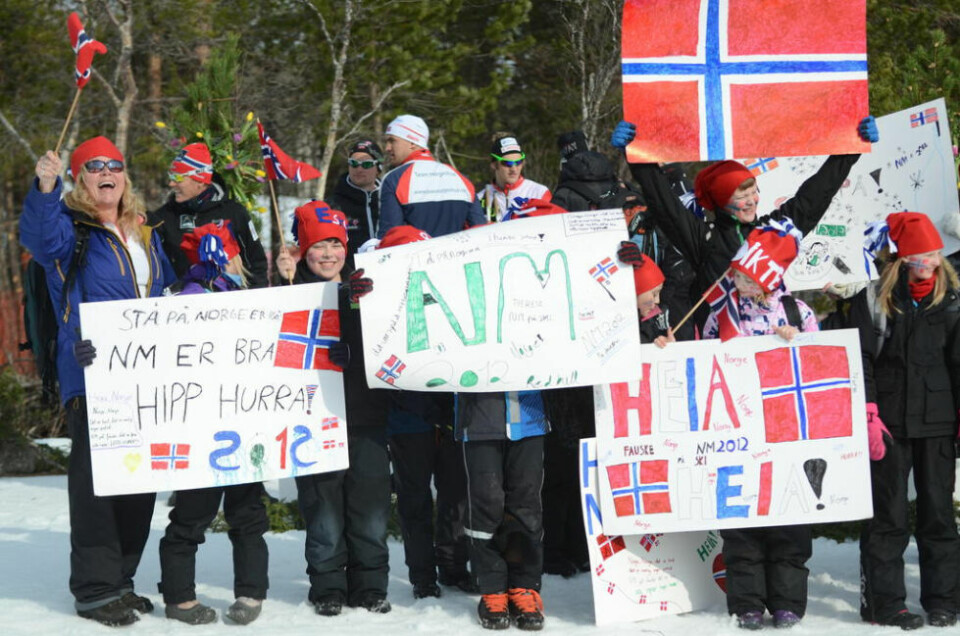 PUBLIKUM. Løperne var fulle av ros til publikum som skapte god stemning rundt løypene. PUBLIKUM. Løperne var fulle av ros til publikum som skapte god stemning rundt løypene. Foto: Espen Johansen