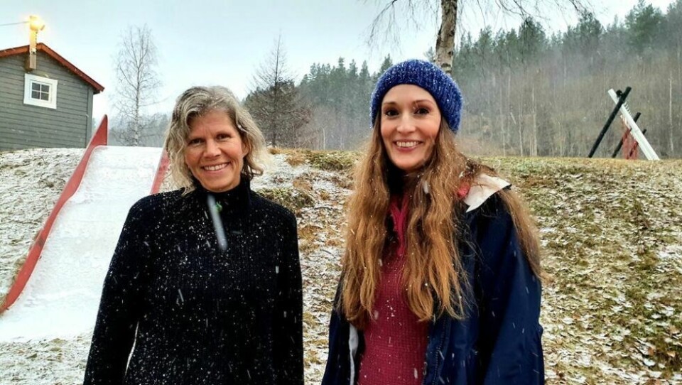 HØR HØR. Gudbjørg Navjord i frivilligsentralen og Elin Beate Johannessen i Beiarpuls er to av flere som inviterer til innbyggertreff i Beiarn fredag. Her skal det meisles ut en plan for hvordan bygda kan bli bedre til å ta imot nye folk. HØR HØR. Gudbjørg Navjord i frivilligsentralen og Elin Beate Johannessen i Beiarpuls er to av flere som inviterer til innbyggertreff i Beiarn fredag. Her skal det meisles ut en plan for hvordan bygda kan bli bedre til å ta imot nye folk. Foto: Sara Carlsen Tverli