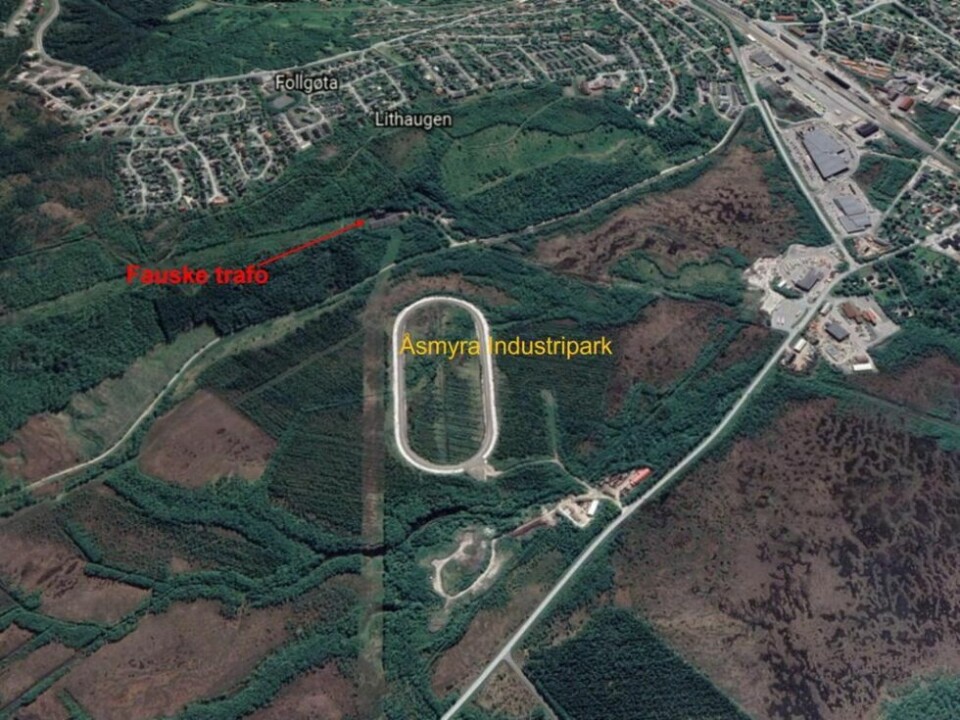 TOMTA. Travbanetomta og området rundt er tiltenkt å huse datasenteret. E6 går like ved, handelsparken ligger til høyre på kartet. TOMTA. Travbanetomta og området rundt er tiltenkt å huse datasenteret. E6 går like ved, handelsparken ligger til høyre på kartet. Foto: Kartutsnitt