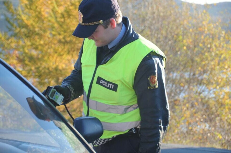 STANSET. Bilføreren ble vinket til side av politiet på Fauske lørdag. STANSET. Bilføreren ble vinket til side av politiet på Fauske lørdag. Foto: Frida Kalbakk