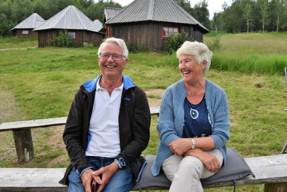 FRA BEIARN TIL MISVÆR. Gyda og Egil Tollånes hadde tatt turen fra Beiarn. - Dette var fantastisk, sa de. FRA BEIARN TIL MISVÆR. Gyda og Egil Tollånes hadde tatt turen fra Beiarn. - Dette var fantastisk, sa de. Foto: Alle foto Lars Olav Handeland