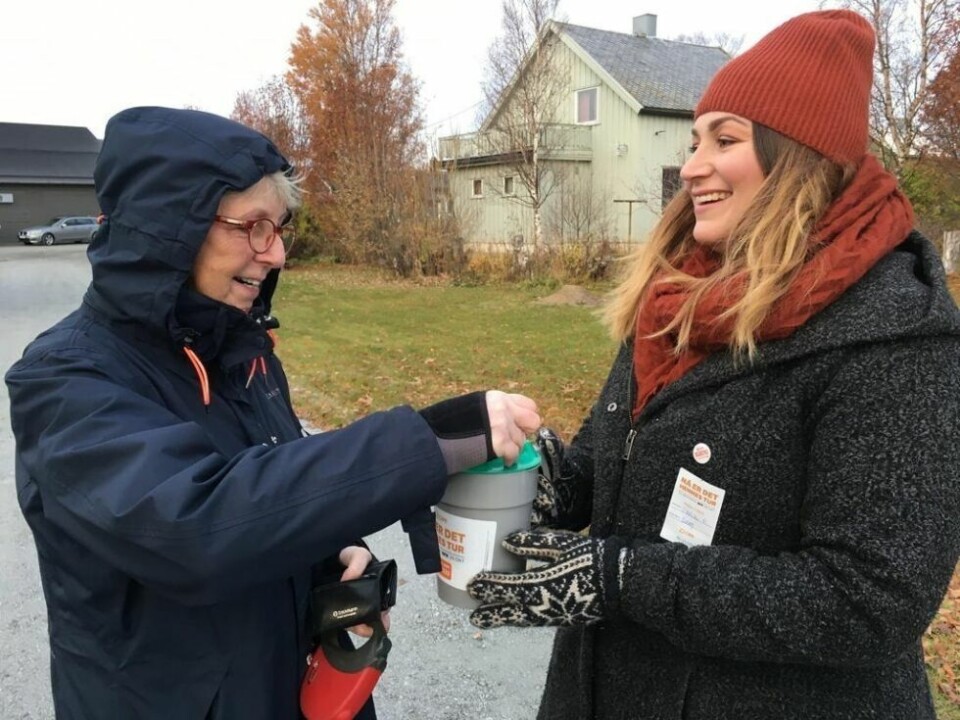 MARLEN VAR MED. Kirsti Djupvik var ute og gikk tur da hun traff ordfører Marlen Rendall Berg som var ute og gikk med bøsse til tv-aksjonen i 2019. MARLEN VAR MED. Kirsti Djupvik var ute og gikk tur da hun traff ordfører Marlen Rendall Berg som var ute og gikk med bøsse til tv-aksjonen i 2019. Foto: Eva S. Winther