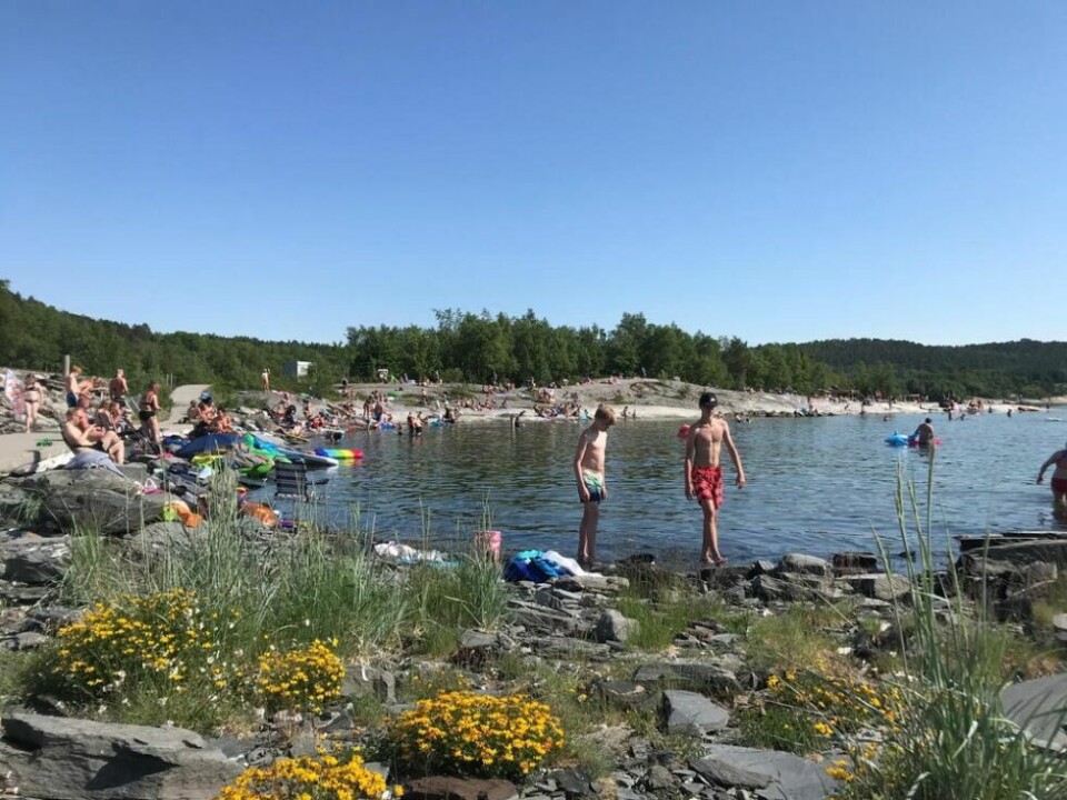 DET VAR DET. I godt og vel halvannen uke har vi kunnet nyte godværet. Bilder som dette lar vente på seg noen dager fra i morgen ettermiddag. DET VAR DET. I godt og vel halvannen uke har vi kunnet nyte godværet. Bilder som dette lar vente på seg noen dager fra i morgen ettermiddag. Foto: Maria Edvardsen