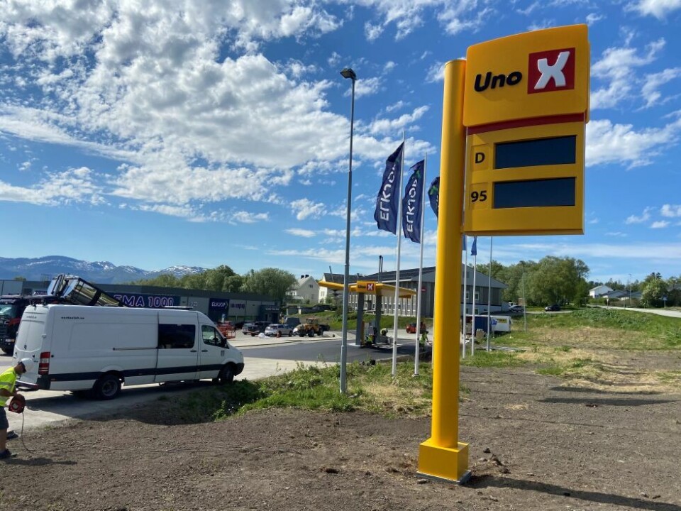 LOVER KONKURRANSE. Uno X forteller at de skal forsøke å være det billigste alternativet hvor enn de er, og lover at det skal skje på Fauske også. LOVER KONKURRANSE. Uno X forteller at de skal forsøke å være det billigste alternativet hvor enn de er, og lover at det skal skje på Fauske også. Foto: Kenneth Strømsvåg