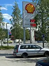 FØLGER OPP. Shell og Esso i Fauske følger opp. Nesten. Foto: Kenneth Strømsvåg