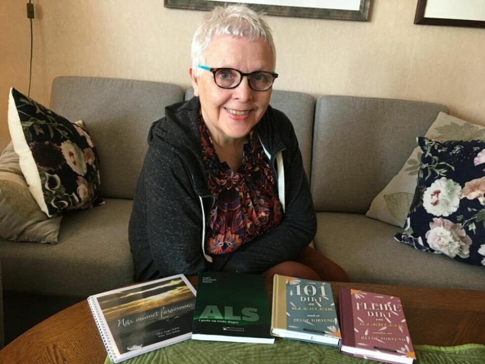 FRA HJERTET. Inger Elisabeth Solem har skrevet mye om det hun føler og tenker. Nå kommer den første diktboka. FRA HJERTET. Inger Elisabeth Solem har skrevet mye om det hun føler og tenker. Nå kommer den første diktboka. Foto: Stig Bjørnar Karlsen