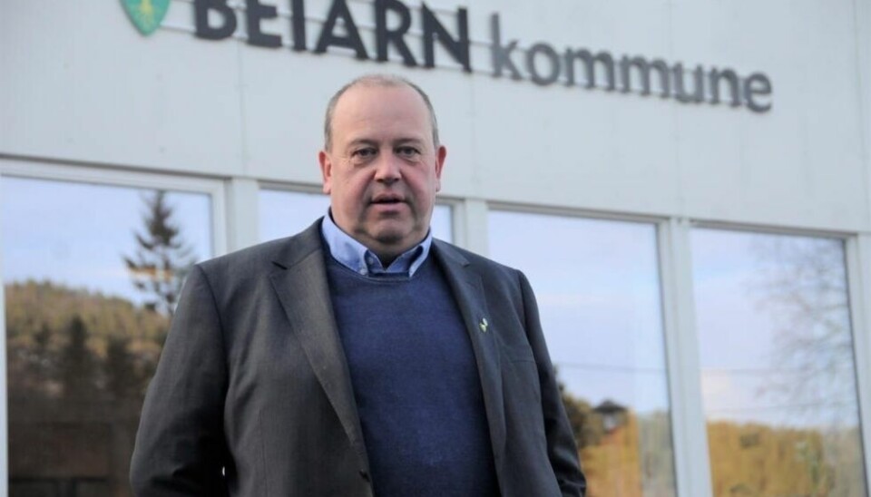 BEKLAGER. Ordfører André Kristoffersen peker på at arbeidsutvalget har hatt et oppriktig ønske om å håndtere sakene korrekt. - Det var meningen at vi skulle orientere om kontrollutvalgets konklusjon, men det kan nok ha blitt avglemt, sier han men peker samtidig på at kontrollutvalgets konklusjon skal ha vært vedlagt referatet etter møtet i juni 2024 til medlemmene av kommunestyret.
