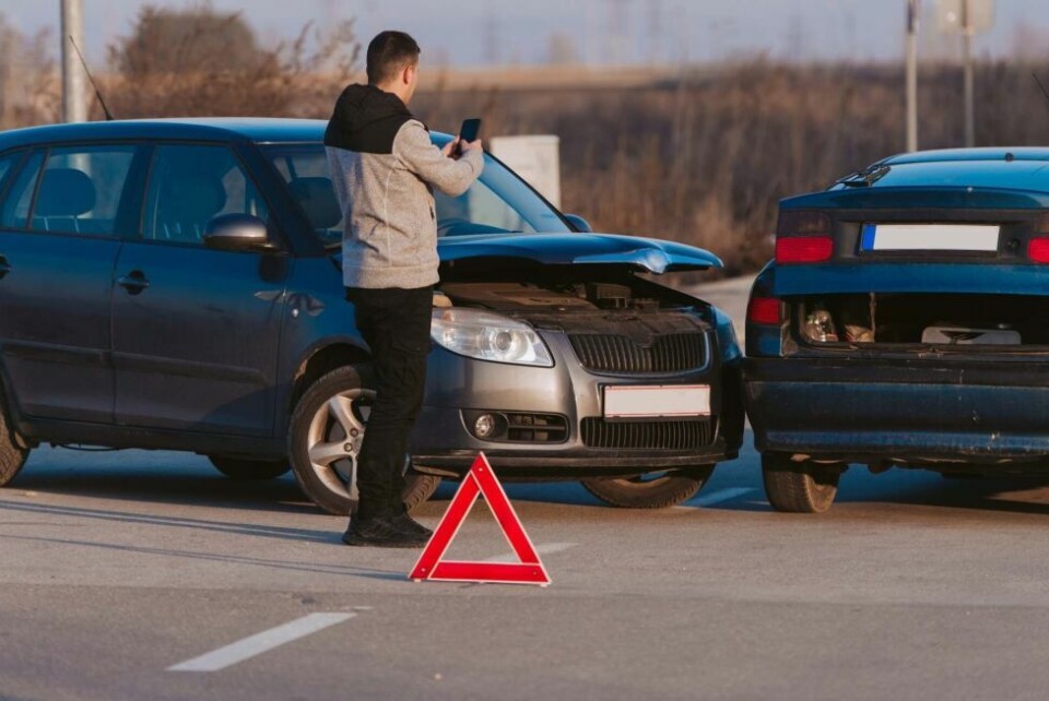 Er uhellet ute i sommer er det viktig at dokumentere skadene. Dette kan hjelpe både deg og forsikringsselskapet i etterkant. Er uhellet ute i sommer er det viktig at dokumentere skadene. Dette kan hjelpe både deg og forsikringsselskapet i etterkant. Foto: Shutterstock - Tryg forsikring