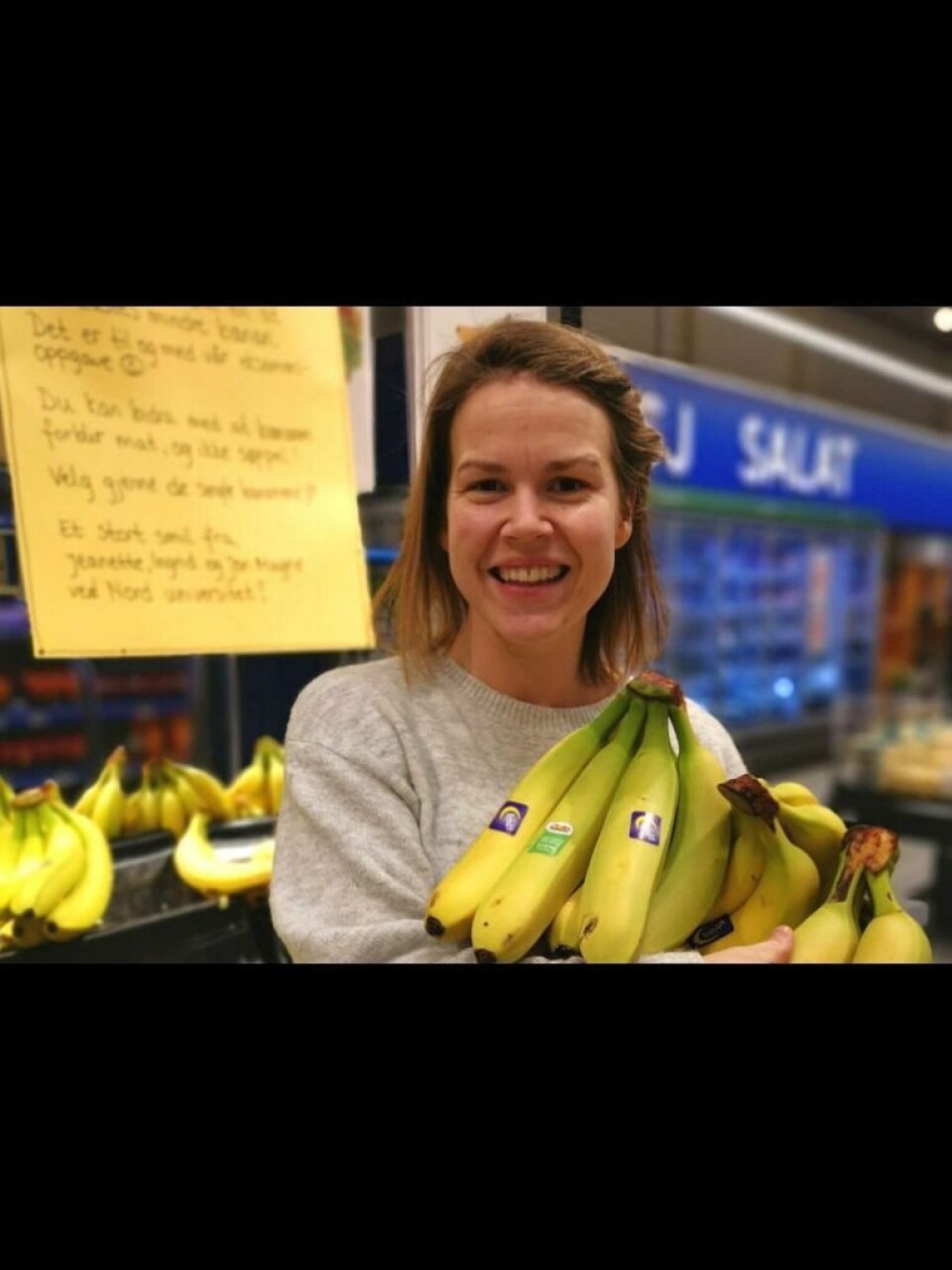 VIL BEGRENSE SVINNET. Jeanette Kjerpeseth ville finne ut hvordan man kan begrense banansvinn, og fikk Rema 1000 på Fauske med på laget. VIL BEGRENSE SVINNET. Jeanette Kjerpeseth ville finne ut hvordan man kan begrense banansvinn, og fikk Rema 1000 på Fauske med på laget. Foto: Marte Stien
