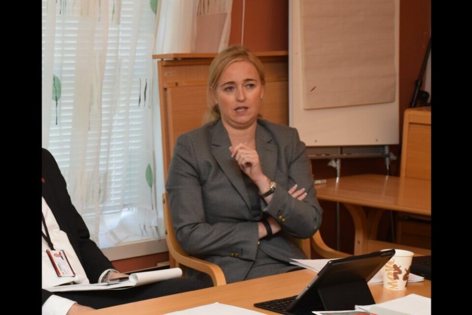 PLIKT. Esther Rhode Garder i Innkjøpsservice Advokat AS (her fotografert i forbindelse med en annen sak) mener Perpetuum Miljø har utelatt viktige momenter i sin klage til Kofa, og at hun var pliktig å avlyse anbudskonkurransen om slamtømming i Fauske og Sørfold kommuner. PLIKT. Esther Rhode Garder i Innkjøpsservice Advokat AS (her fotografert i forbindelse med en annen sak) mener Perpetuum Miljø har utelatt viktige momenter i sin klage til Kofa, og at hun var pliktig å avlyse anbudskonkurransen om slamtømming i Fauske og Sørfold kommuner. Foto: Eva S. Winther