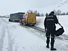 BEHOV. En hjertestarter fra Mørsvikbotn ble fraktet til ulykkesstedet ved Kobbskartunnelen langfredag. Foto: Tarjei Abelsen