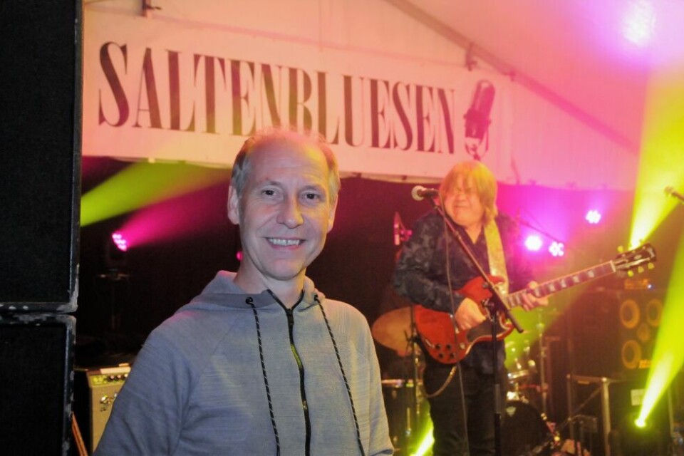 OPTIMISTISK. Mer enn 800 mennesker har gjestet Saltenbluesen i løpet av helga. Først i Fauske kirke torsdag, deretter i lokalene på Ankerske. Det er Viggo Bjur fornøyd med. OPTIMISTISK. Mer enn 800 mennesker har gjestet Saltenbluesen i løpet av helga. Først i Fauske kirke torsdag, deretter i lokalene på Ankerske. Det er Viggo Bjur fornøyd med. Foto: Maria Edvardsen