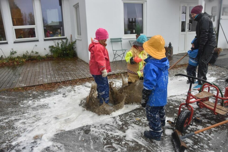 Stadig flere familier på Fauske får redusert prisen de må betale for barnehageplass. Stadig flere familier på Fauske får redusert prisen de må betale for barnehageplass. Foto: Dina Hansen