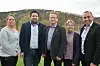 Det nye formannskapet i Sørfold. Fra venstre Silje Sørfjordmo Paulsen (Sp), Kolbjørn Mathisen (Ap), ordfører Gisle Hansen (Sp), Unn Karin Pedersen (Ap) og varaordfører Sten Robert Hansen (H). Foto: Eva S. Winther