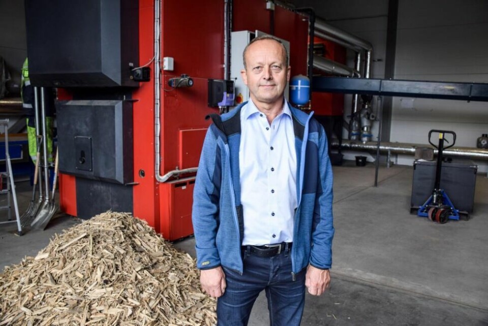 DRIFTE. Daglig leder i Rognan Bioenergi blir nå også daglig leder i ISE Fjernvarme som er solgt og vil skifte navn. Terje Kårvand er mannen som skal gjøre fjernvarme lønnsomt også på Fauske. DRIFTE. Daglig leder i Rognan Bioenergi blir nå også daglig leder i ISE Fjernvarme som er solgt og vil skifte navn. Terje Kårvand er mannen som skal gjøre fjernvarme lønnsomt også på Fauske. Foto: Tarjei Abelsen