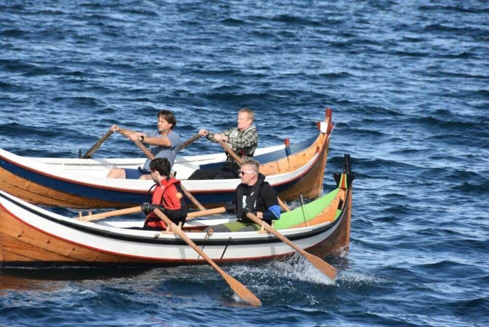 Konkurransen er i gang. Trond Hange og Fred Østli drar på godt. Konkurransen er i gang. Trond Hange og Fred Østli drar på godt. Foto: Sylvia Bredal